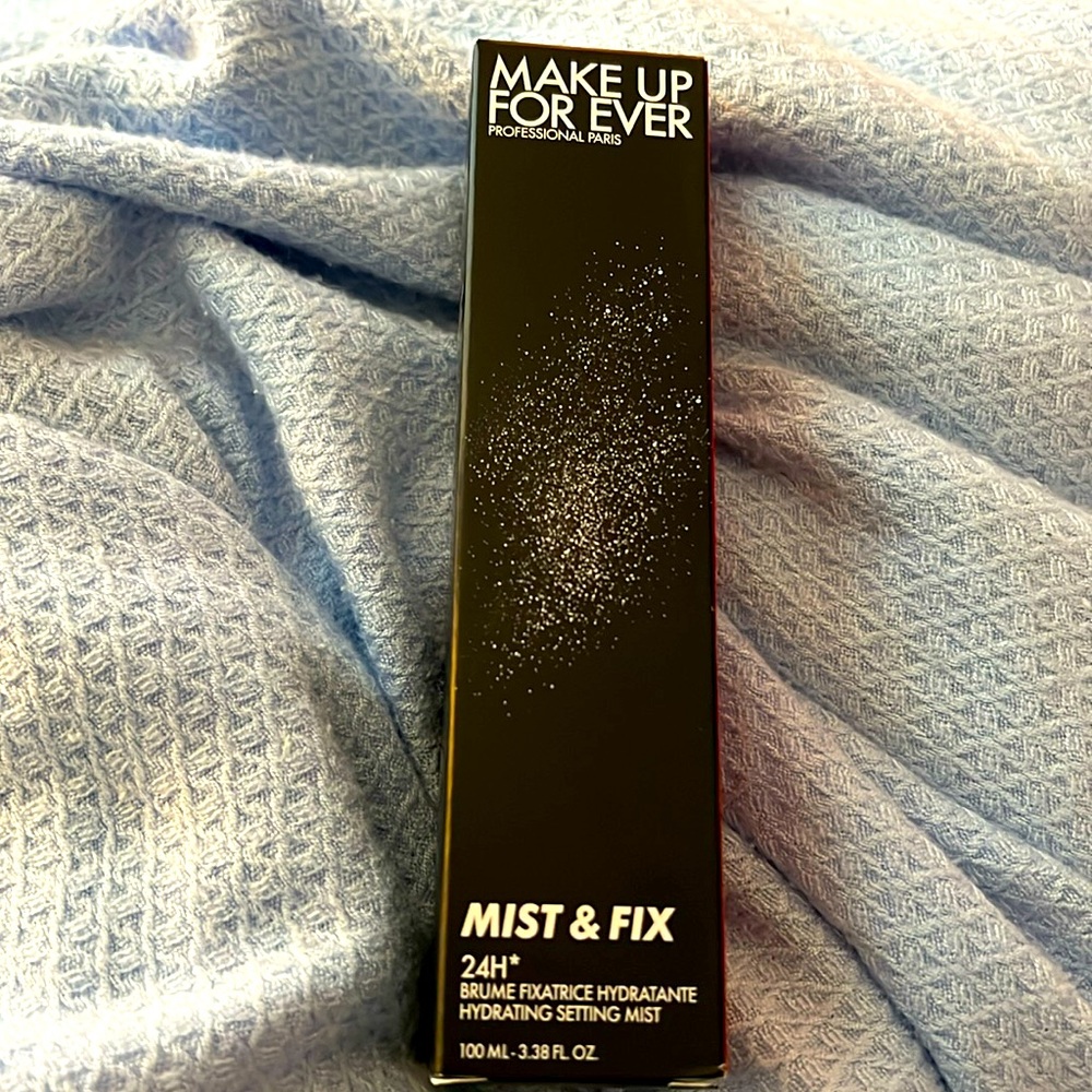 Make Up For Ever…………Mist & Fix
